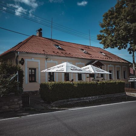 Penzion U Draci Skaly Hotel Svojse Luaran gambar