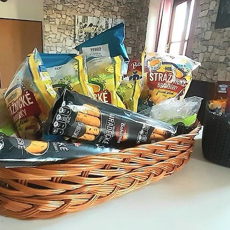 Penzion U Draci Skaly Hotel Svojse Luaran gambar
