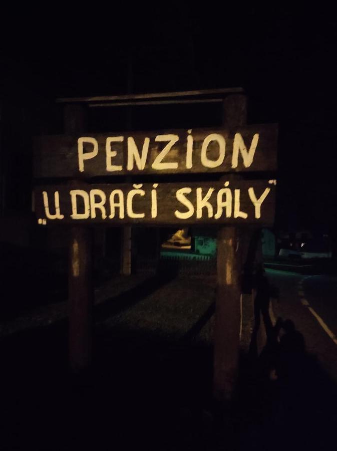 Penzion U Draci Skaly Hotel Svojse Luaran gambar
