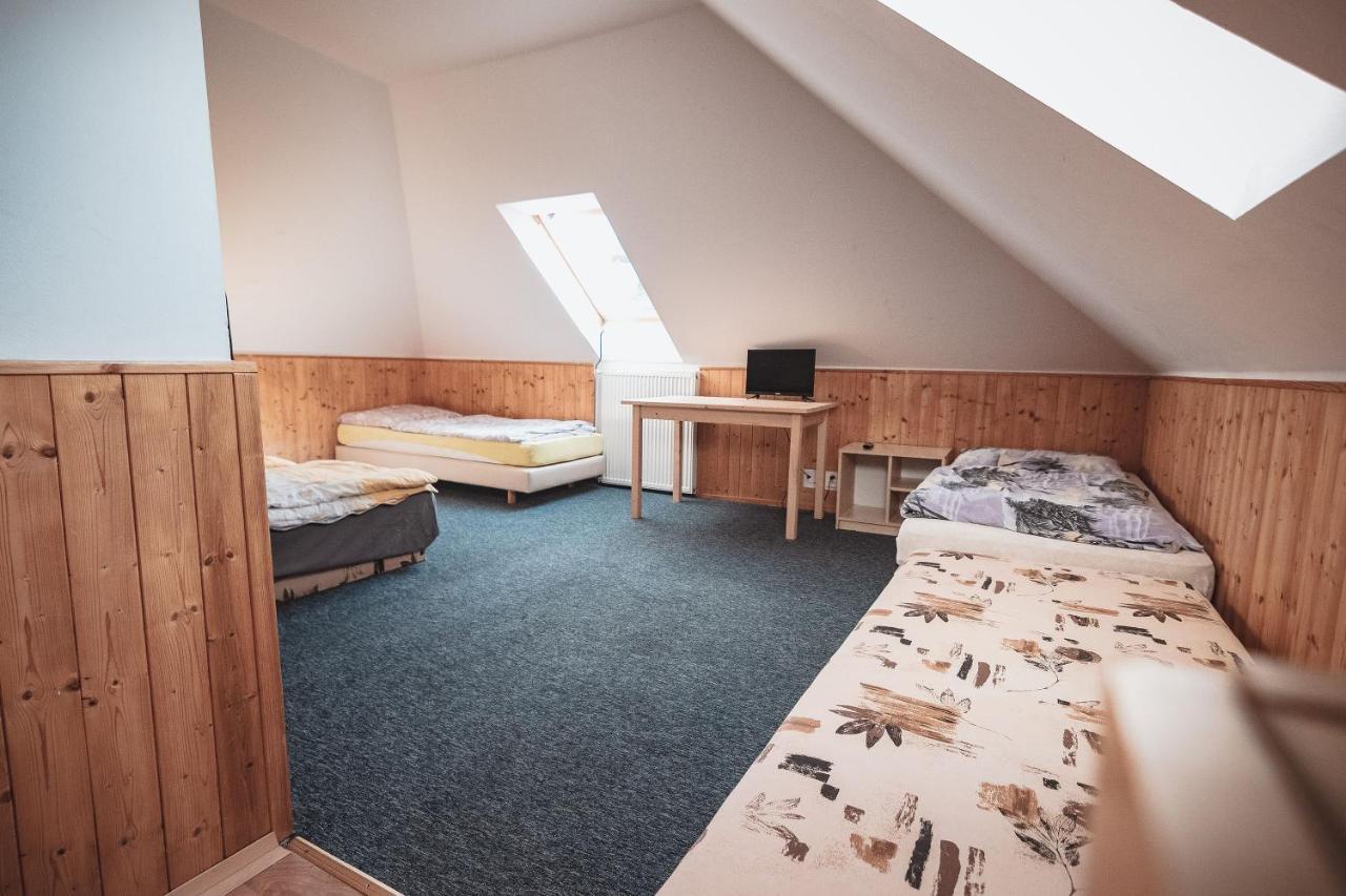 Penzion U Draci Skaly Hotel Svojse Luaran gambar